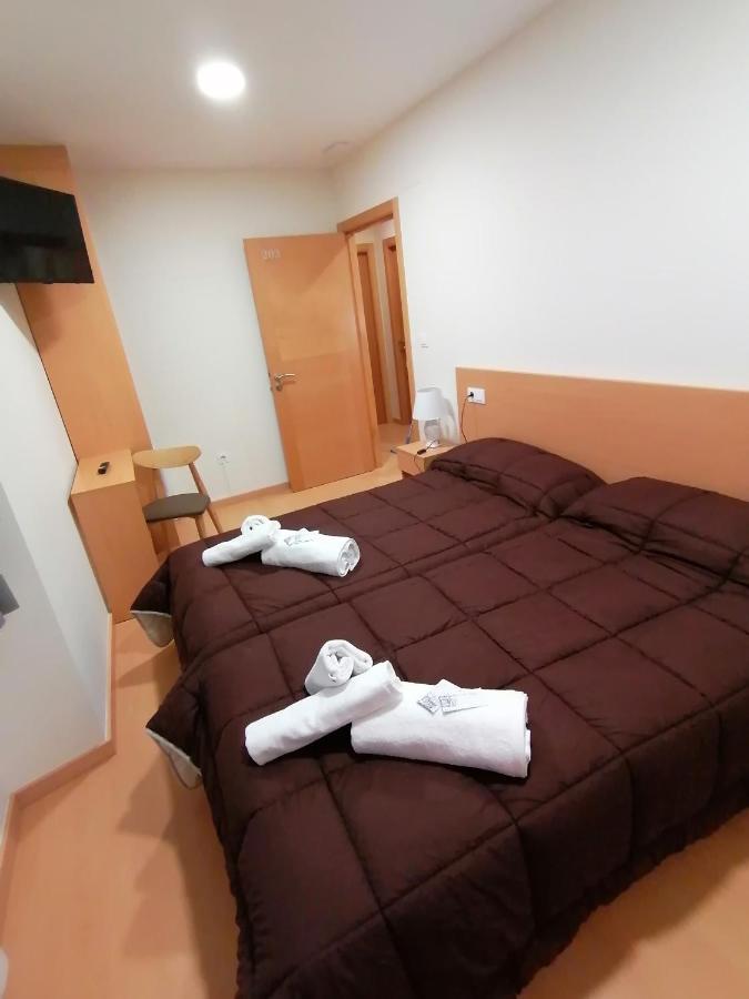 Hospedaxe Casa Avelina Hotel Palas de Rei Room photo